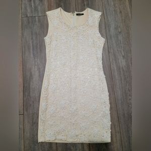 Suzy Shier dress size US M beige